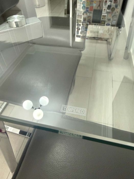Set masa bucatarie sticla securizata 10mm + 4 scaune, crom, 130x80