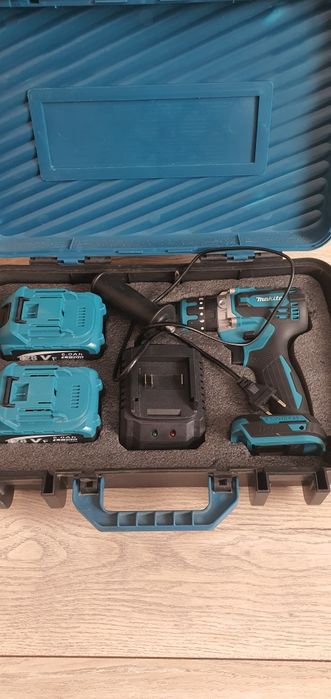 Шуруповерт макита