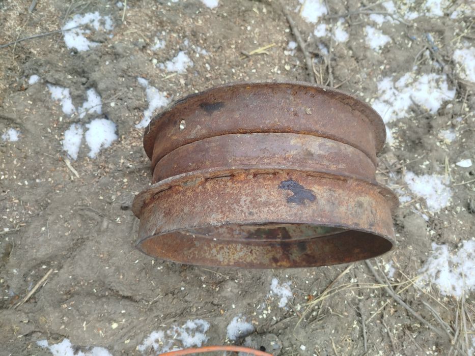 Vând  sau schimbroti de 13 pe flanșă cu tot clinchet și cerc pt frana