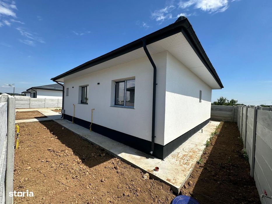 Casa in Clinceni cu incalzire in pardoseala, placa de beton si tripan