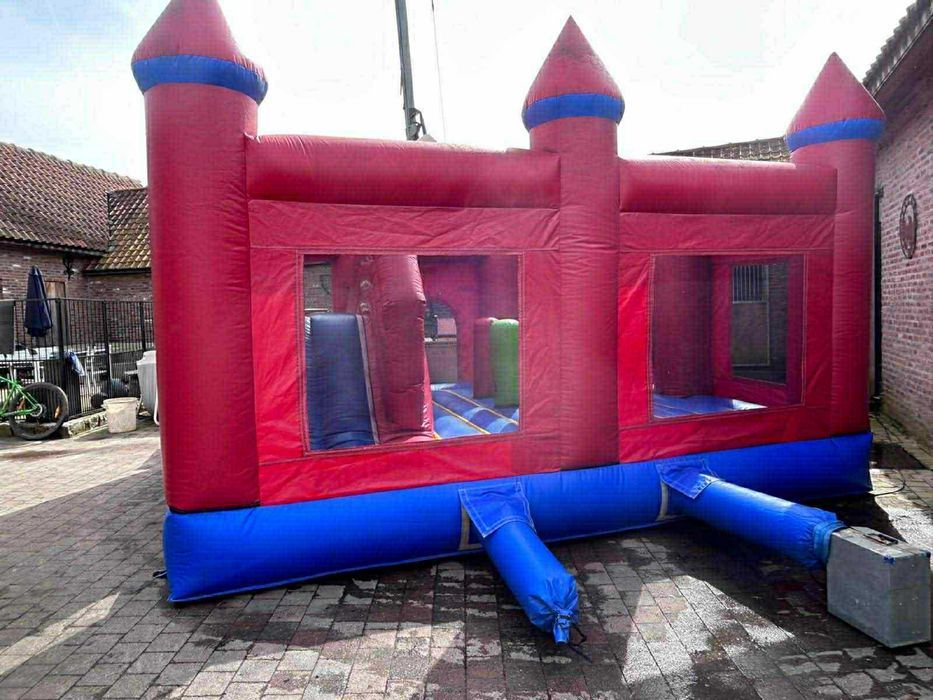 Батут за деца 650€ с забележка.