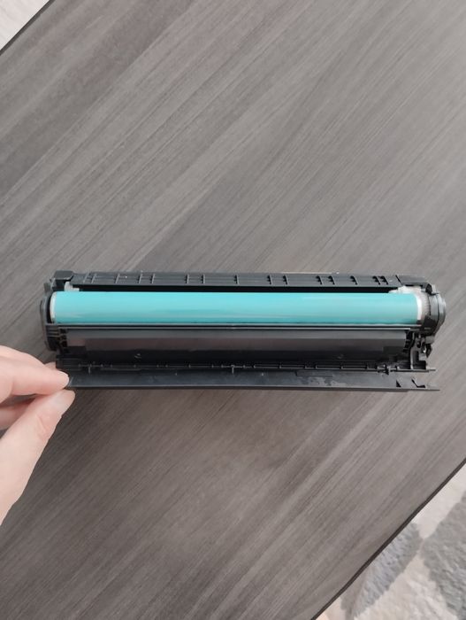 Продаю картридж на принтер