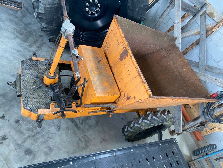 Dumper 1 tona cu motor benzina