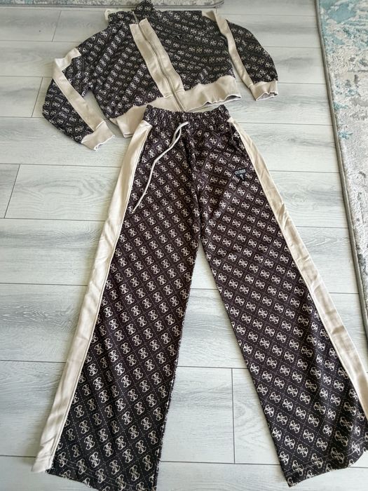 Trening Guess dama nou