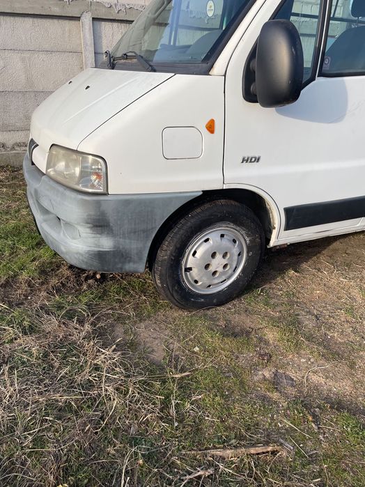 Peugeot Boxer, Bus 13+1 locuri