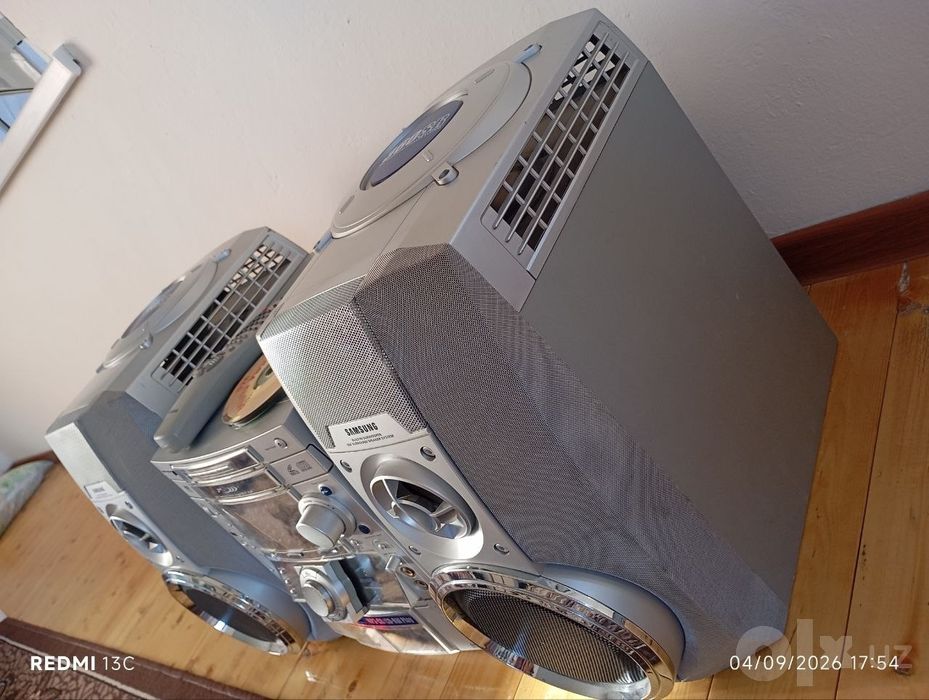 Yangi Samsung sotiladi