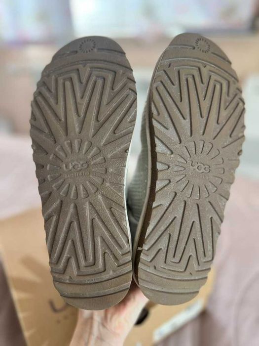 Оригинални UGG Bailey Charms – размер 39, с кутия