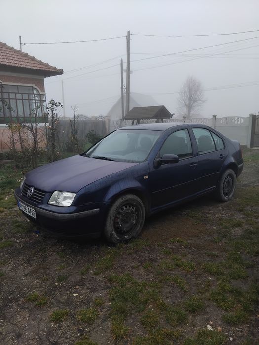 Vw Bora de vanzare 1600 lei motor posibil blocat