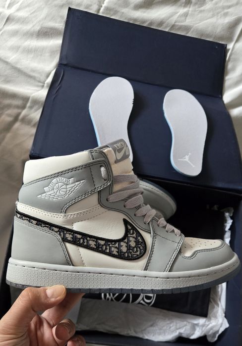 Jordan 1 Retro High Dior