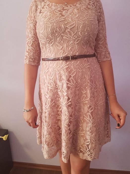 Vand rochie de ocazie