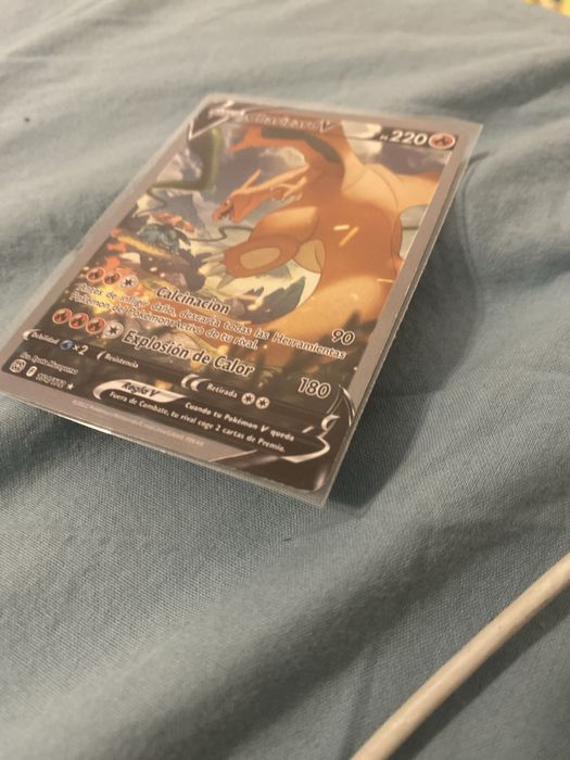 Pokémon Charizard V Alternate Art 154/172 Brilliant Stars Spanish Near Mint