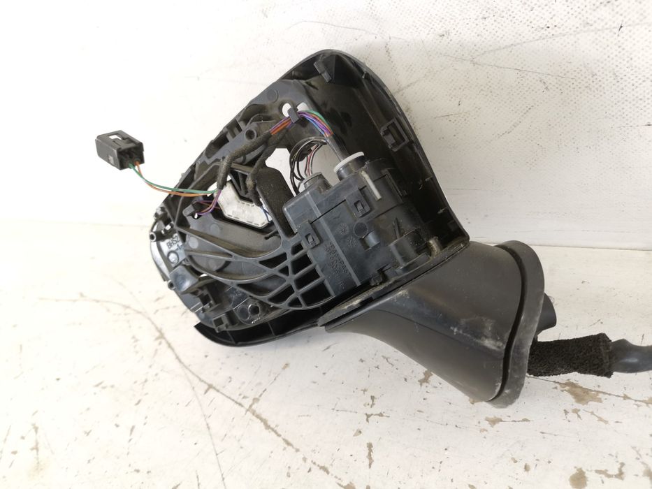 Дясно огледало Мазда 3 / Mazda 3 BL Оригинално, в добро състояние