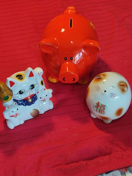 Фарфоровые статуэтки-копилки