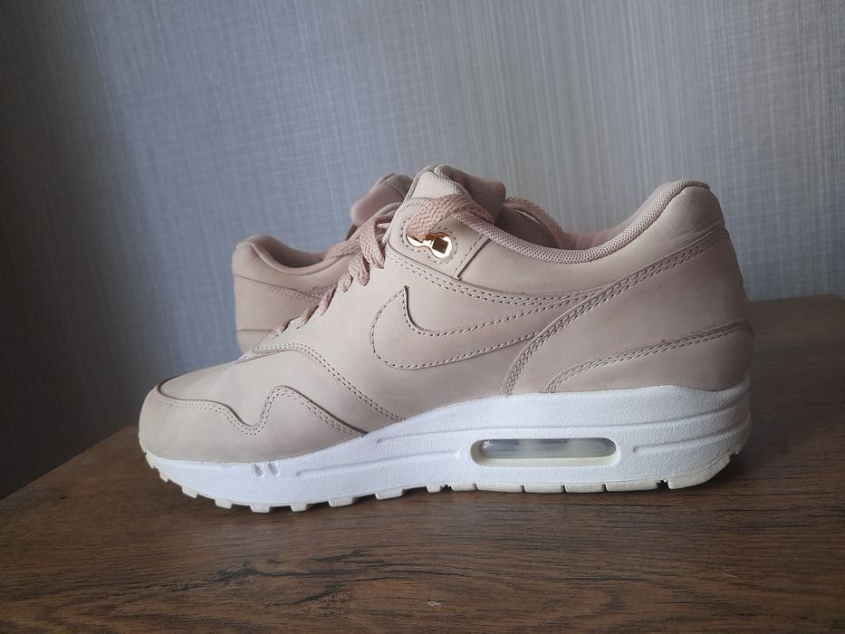 Nike Air max маратонки 40- 41 номер.