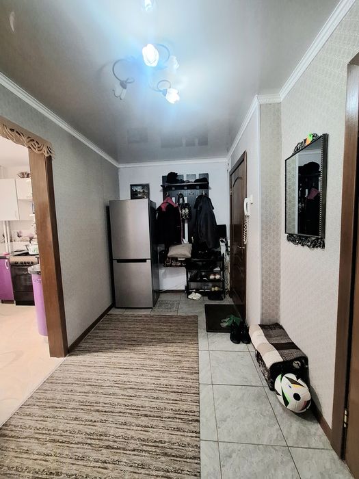 Продаётся 2 комн улучшенная Уют