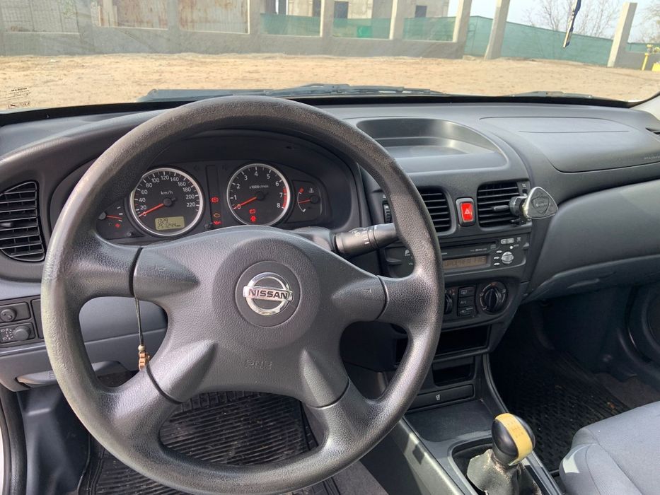 Vând Nissa Almera N16