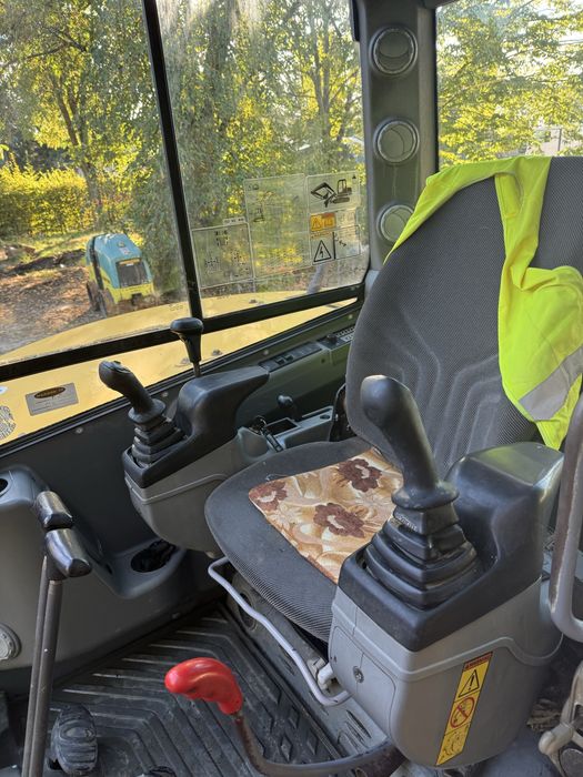 Miniexcavator Volvo ECR88