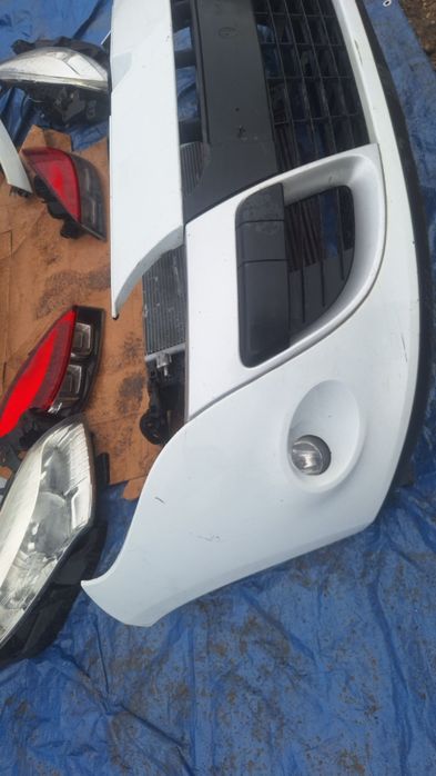 Fata completa Renault megane 3 bara fata capota faruri tragar triple