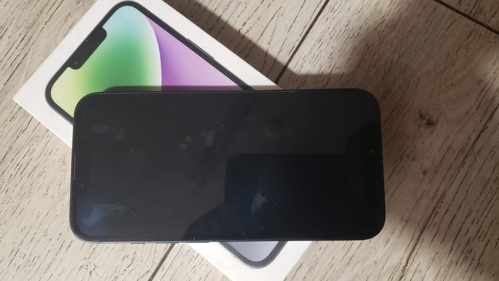 iPhone 14 warranty