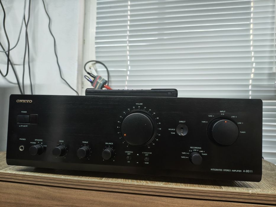 Усилвател ONKYO A-9511 с дистанционно