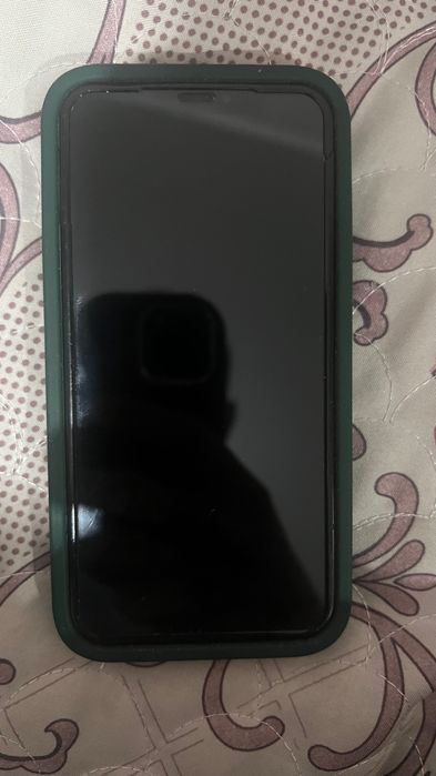 Айфон XR (10) в ремонте не был