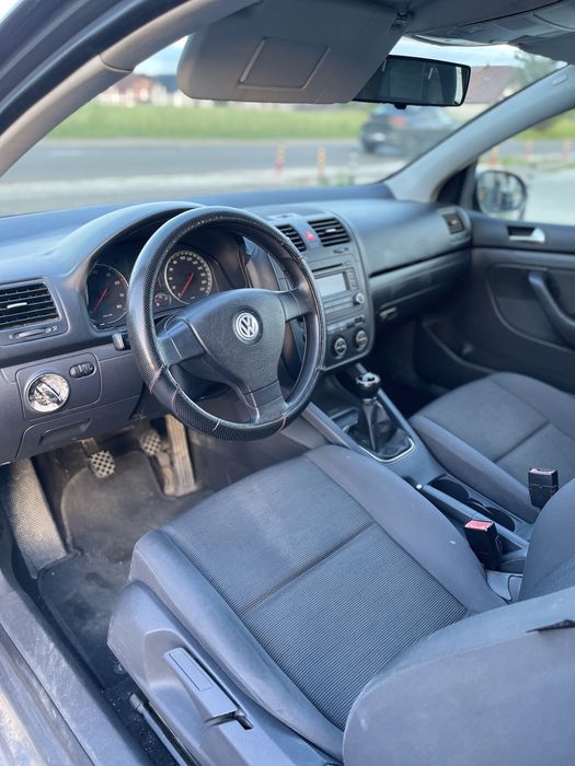 Volkswagen golf 5 impecabil