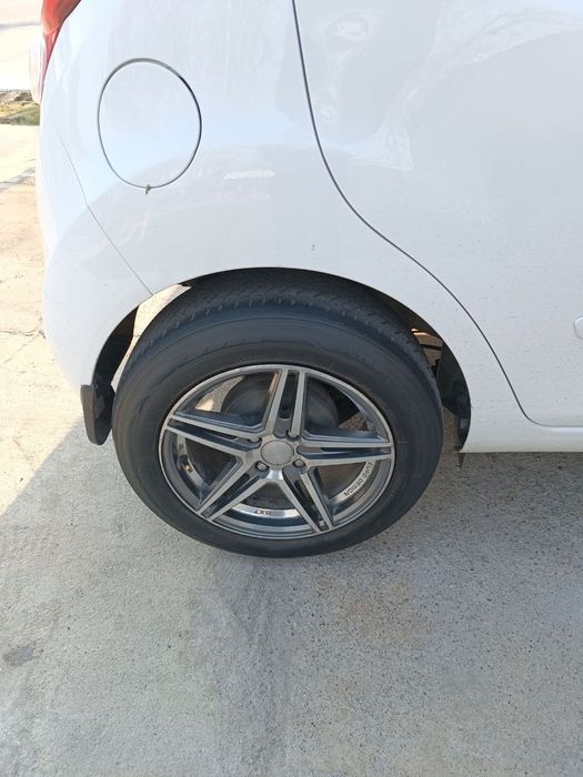 Vossen Diska Balon Sotiladi 195 60 R15 Holati Yaxshi