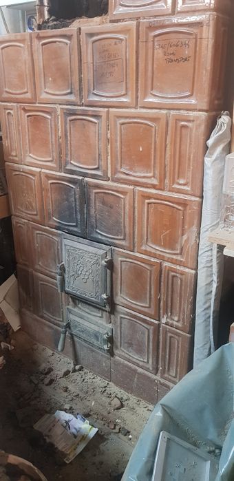 Vând sobă de teracotă