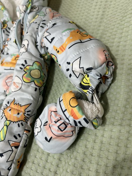 Продам детский комбинезон