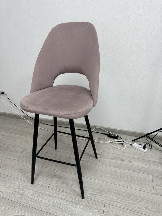 Барный стул для бровиста/визажиста