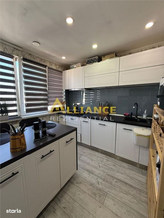 3 camere Titan | 73 mp | Mobilat | 15 min Metrou