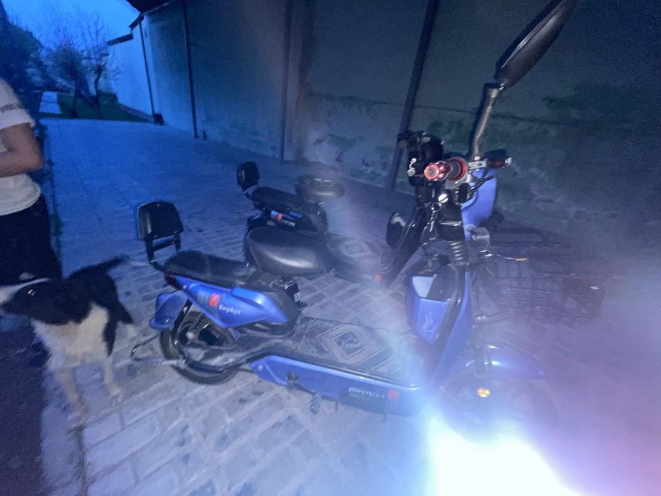 Электроскутер ск8