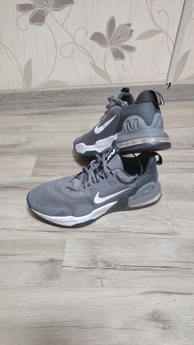 Nike Air-Max Alpha Trainer 5