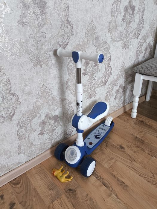 Продам  детский самокат