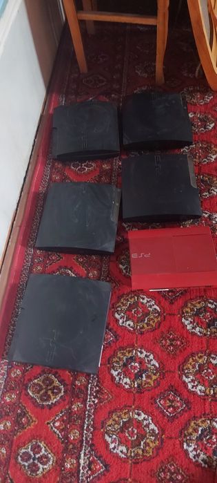 Game club, kompyuter 18ta, ps3 7ta televizor 52, bilyard 2ta grafit va