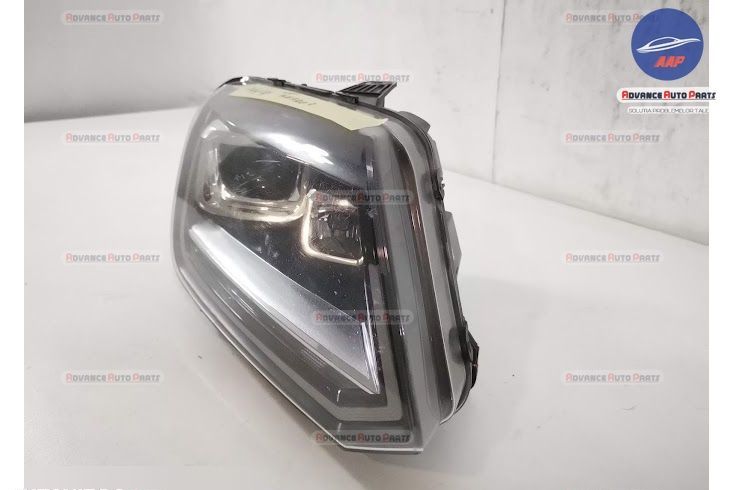 Фар Дясно оригинален Ксенон Адаптивен и LED Фолксваген ВВ / Volkswagen