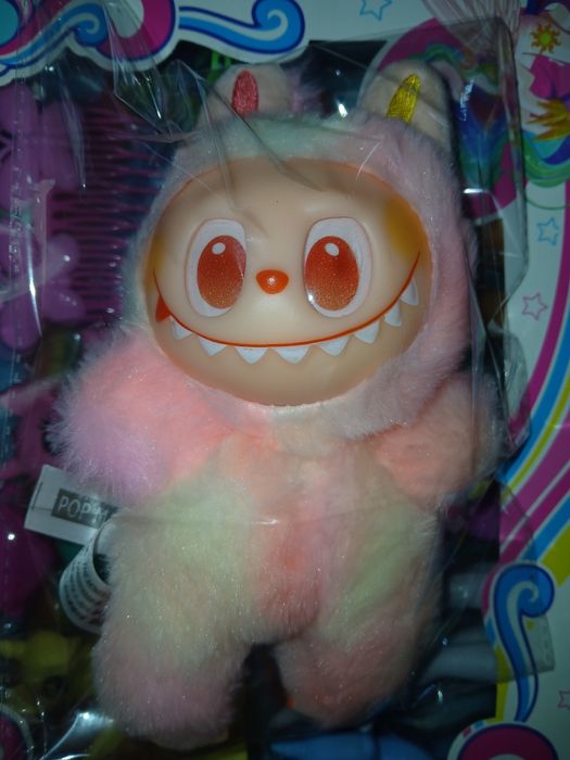 Продам! Игрушки.  Лабубу. Валиханова 167