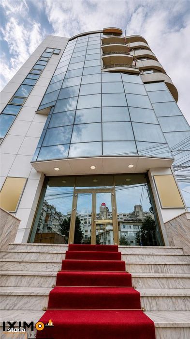 Spatiu Ucentral cu IsU & Parking