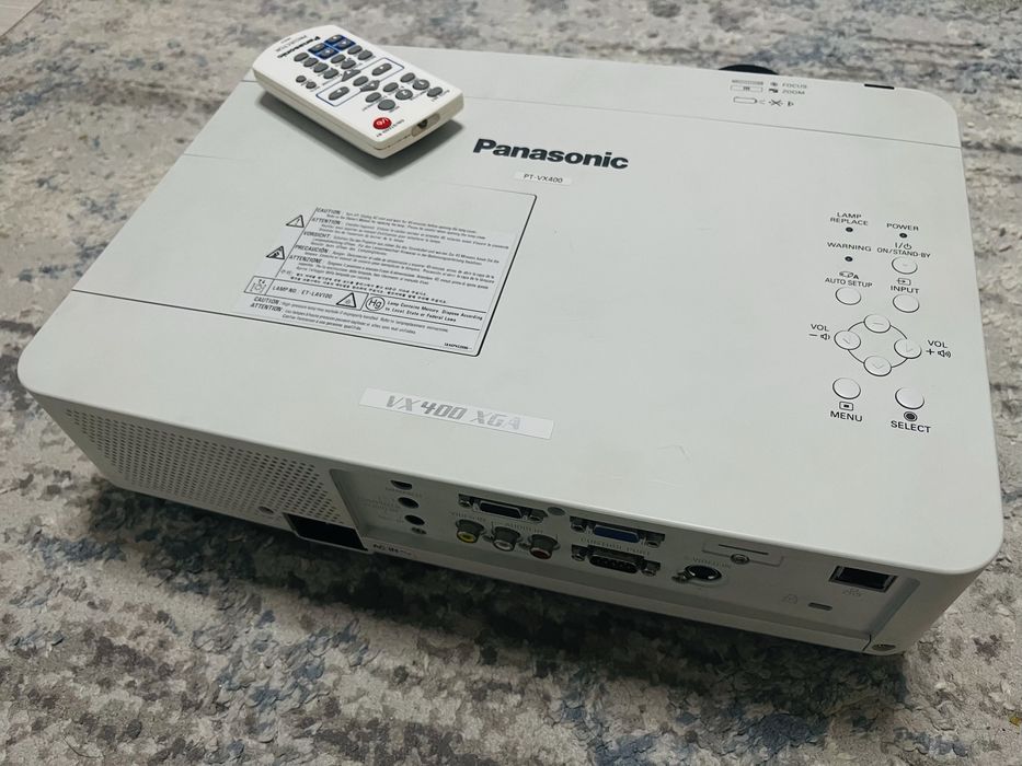 Профессиональный проектор Panasonic
