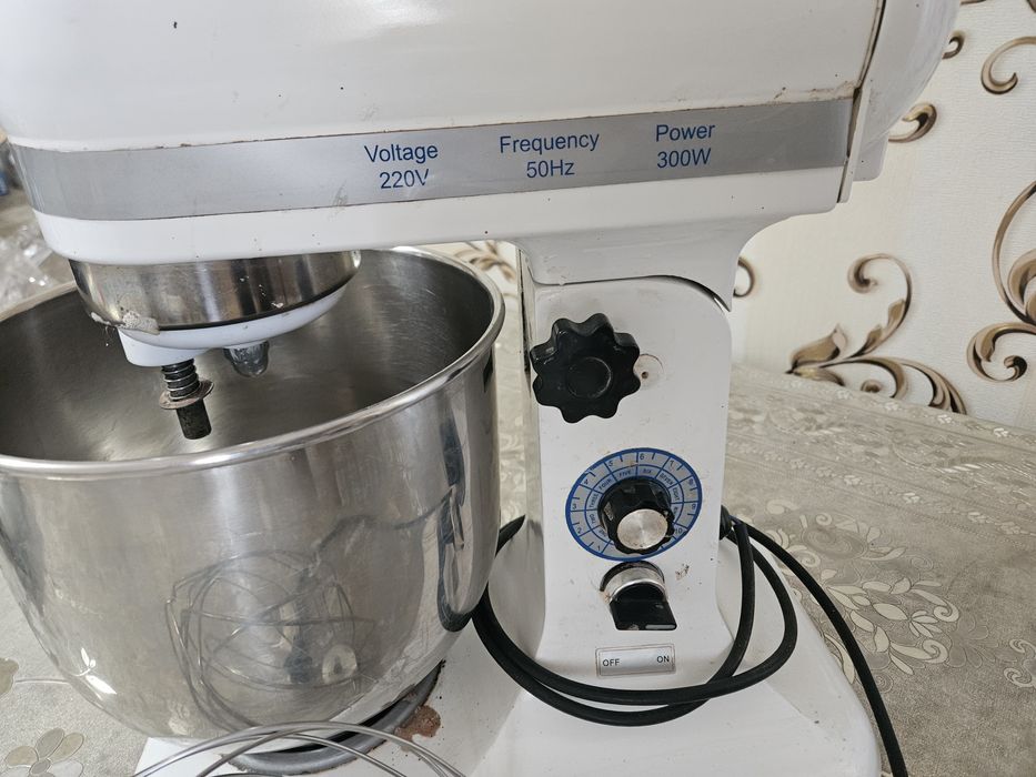 Кондитерский миксер