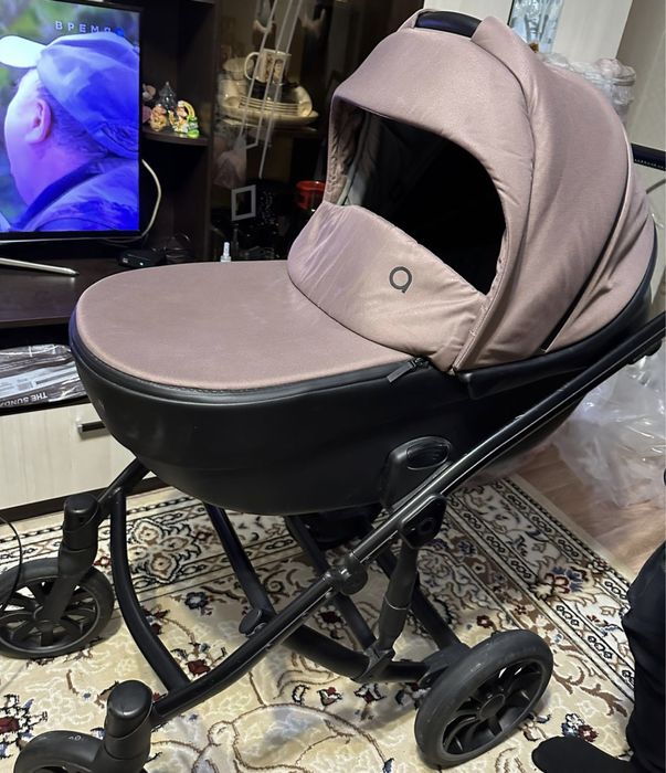 Продам коляску anex