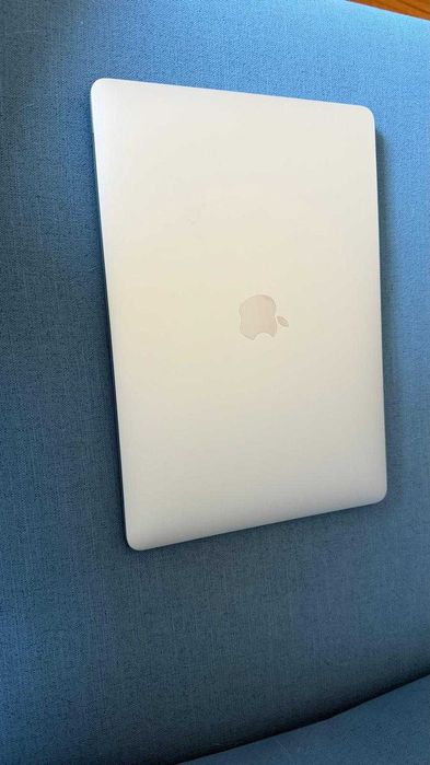 Macbook PRO 2019, Intel i5, 8 Gb RAM, 128 SSD