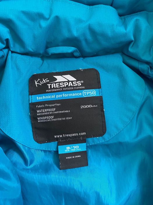 Geaca impermeabila Tresspass 9-10 ani