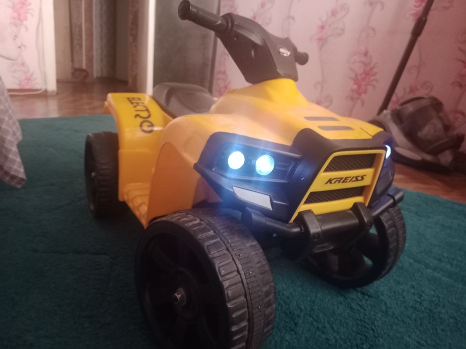 Продам детский квадроцикл