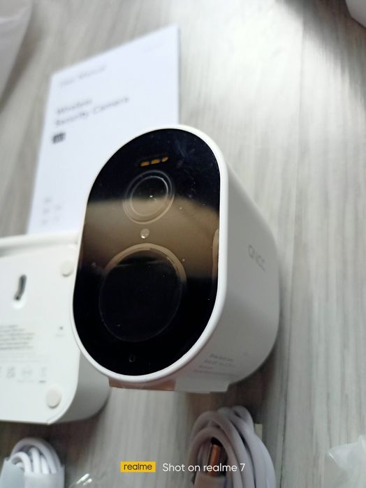 Акумулаторна безжична камера с хъб GNCC W1