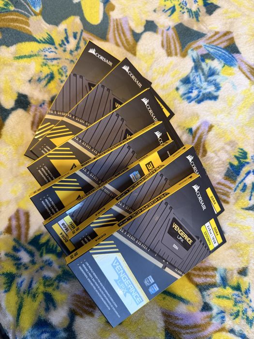 Memorie corsair venegeance 16gb 32gb ddr4 3200mhz lpx