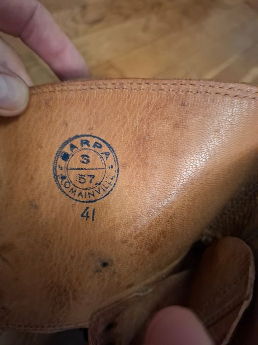 Горнострелковые ботинки.