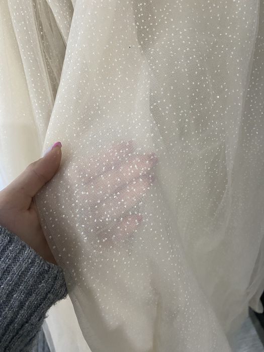 Бална рокля и чанта – елегантна и стилна