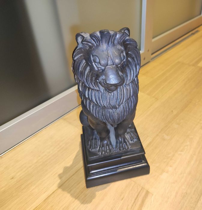 Статуетки сувенири с животни