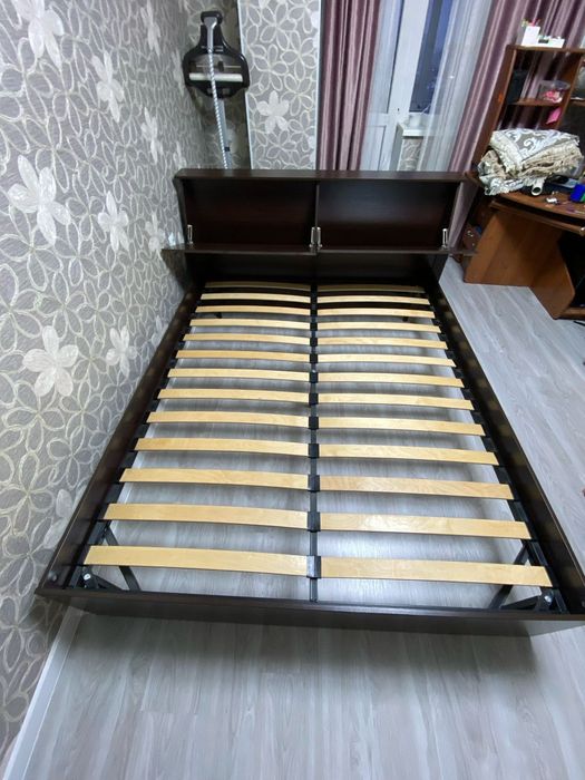 Срочно продам кровать